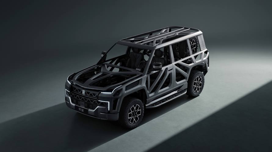 深圳150仰望U8硬派越野的科技魅力，国能汽车对传统燃油车市场的冲击